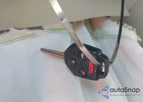 2014 Subaru Xv Crosstrek 2.0 Limited from USA, damaged, VIN JF2GPAKC4EH297114